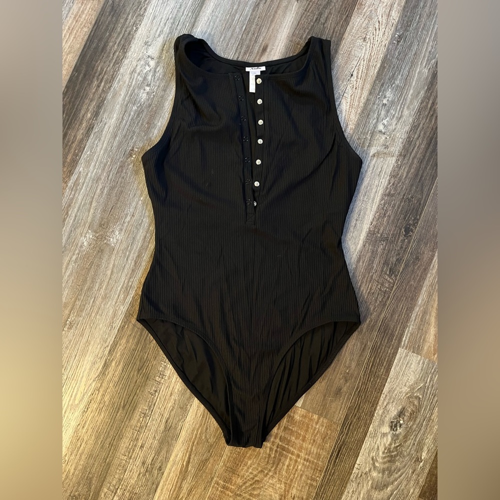 Andie “The Malibu one” large long torso black suit